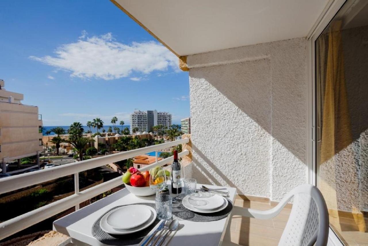 319 Modern Accommodation,Sea View, Wi Fi And Pool Playa de las Américas Buitenkant foto